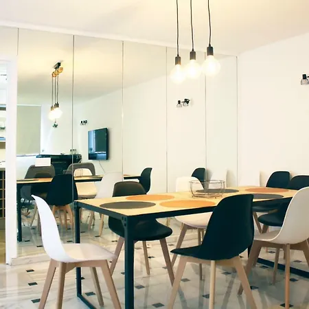 The Garden & Pool House-banus 马尔韦利亚