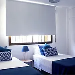 Semesterbostad The Garden & Pool House-banus