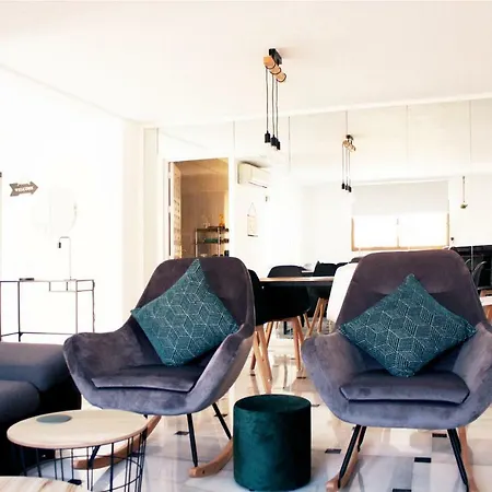 Vakantiehuis The Garden & Pool House-banus *