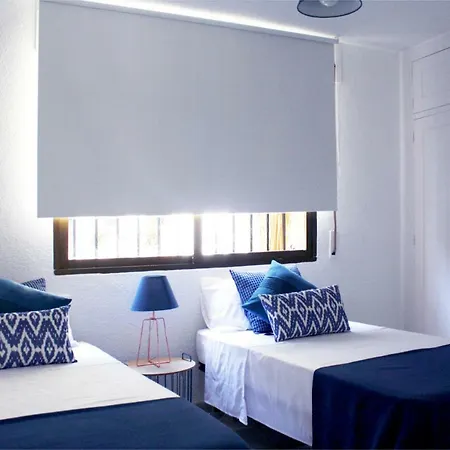 Vakantiehuis The Garden & Pool House-banus