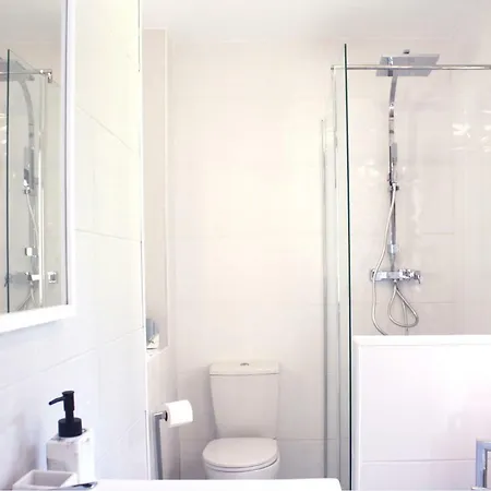 The Garden & Pool House-banus