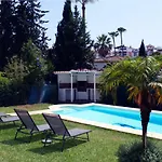 The Garden & Pool House-banus Vakantiehuis Marbella