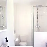 The Garden & Pool House-banus